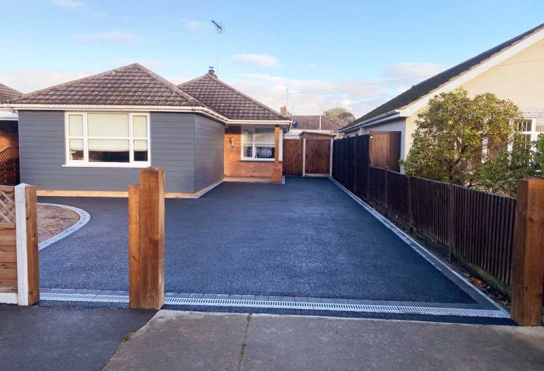 Tarmac / Asphalt Surfacing