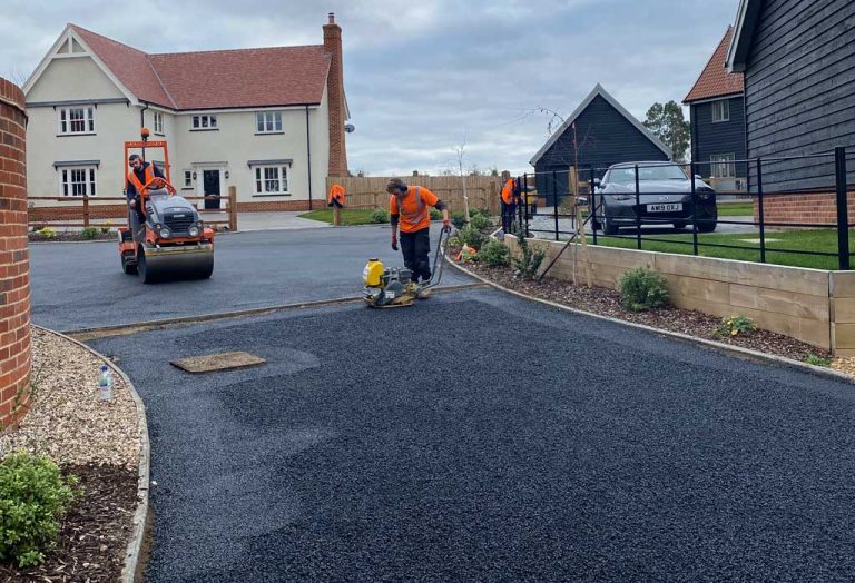 Tarmac / Asphalt Surfacing
